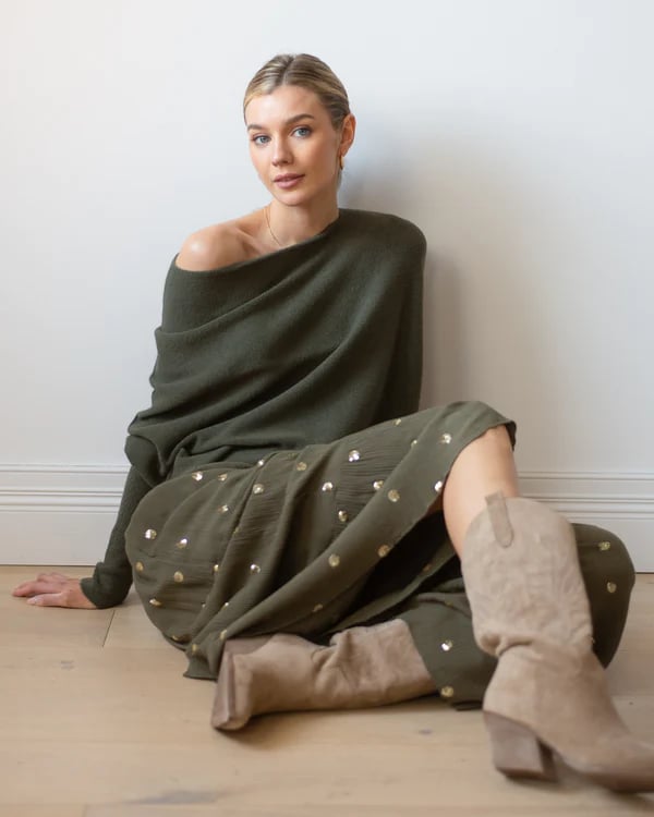 ✨ Kvinnors Asymmetriska Draperade Tröja