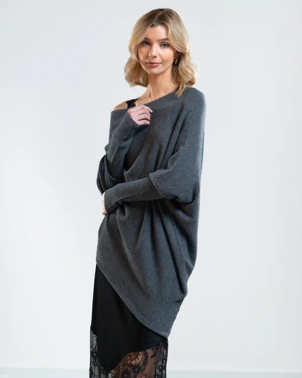 ✨ Kvinnors Asymmetriska Draperade Tröja