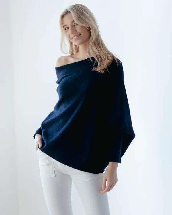 ✨ Kvinnors Asymmetriska Draperade Tröja