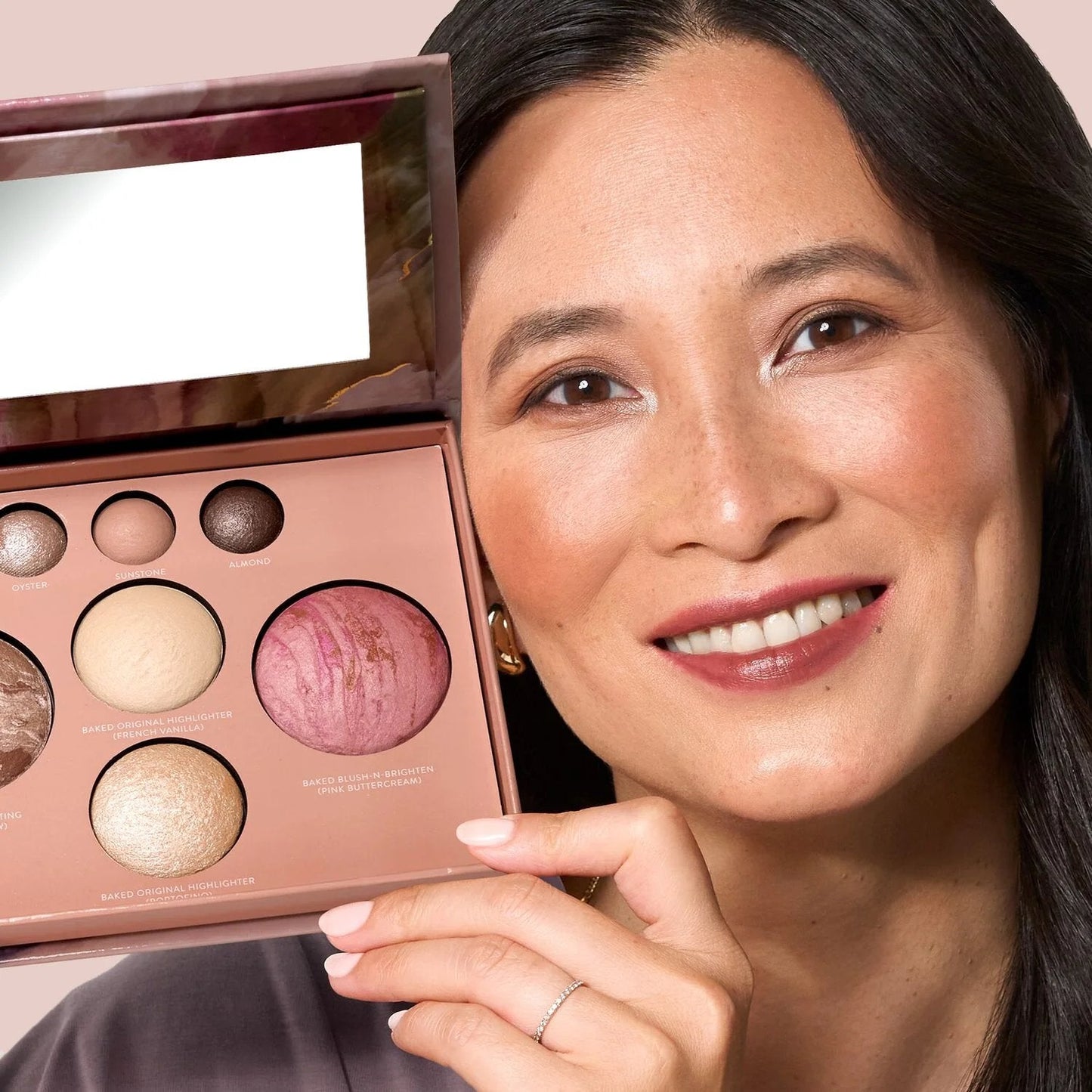 🔥Sista dagen – Köp 1, få 3 set!💄 Upptäck en elegant makeup-look och lås upp Baked Starter Kit (3 delar) 🥐