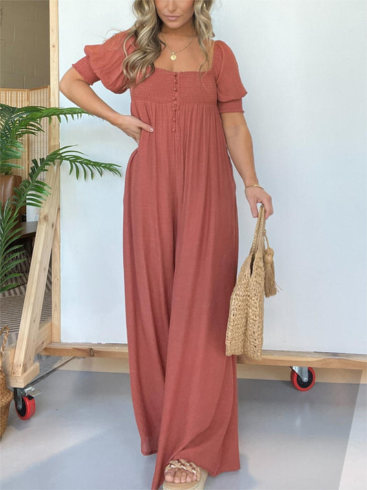 🔥 Jumpsuit med fyrkantig halsringning, smockad överdel och knappdetaljer